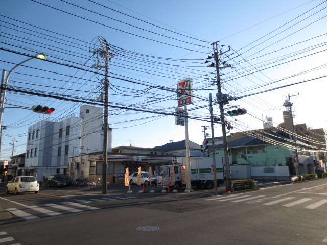 Convenience store. 864m to Seven-Eleven Minami Nagareyama Higashiten (convenience store)