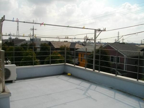 Balcony. Rooftop roof balcony about 15 Pledge with a slop sink
