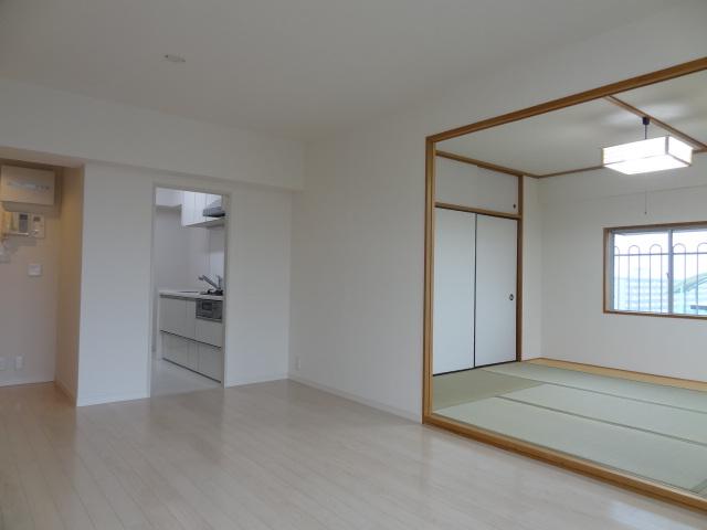 Living. Indoor (11 May 2013) Shooting