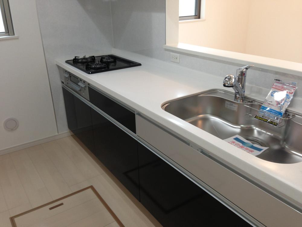 Same specifications photo (kitchen). Same specifications