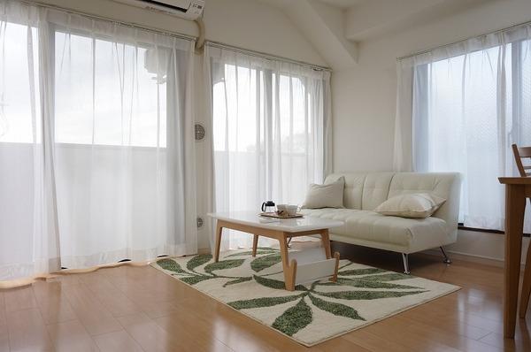 Living. Local (12 May 2013) Shooting