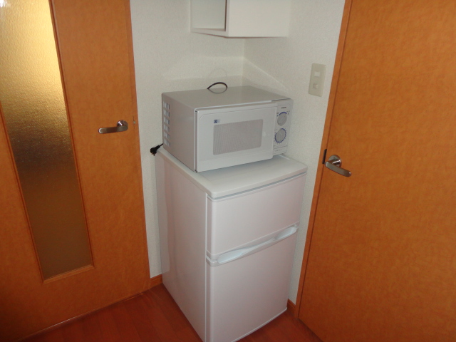 Other Equipment. microwave ・ Fridge