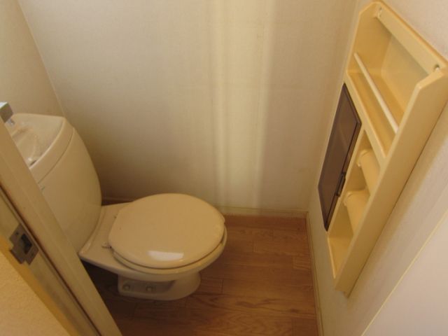 Toilet