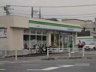 Convenience store. FamilyMart 240m to Matsudo Iwase store (convenience store)