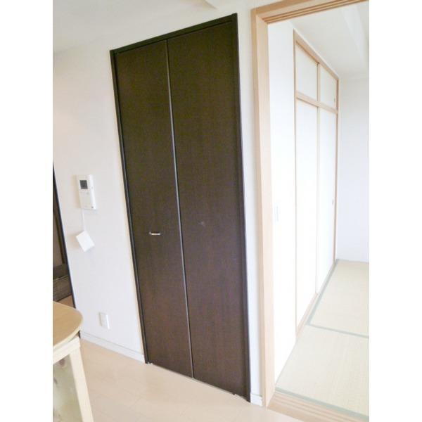 Receipt. Living storage