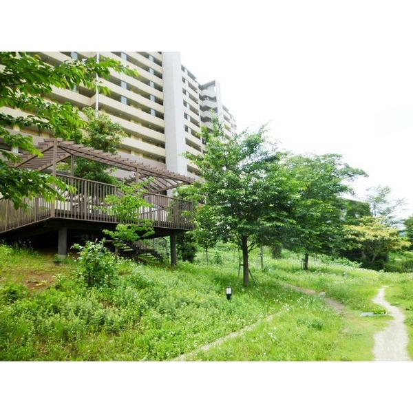 park. Minoridai 781m on-site green space to No. 5 green space