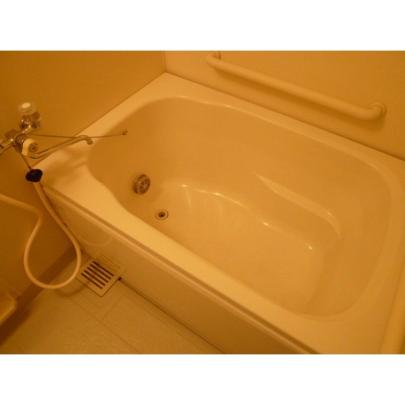 Bath. Reheating function with a bathroom