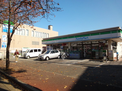 Convenience store. 380m to Family Mart (convenience store)