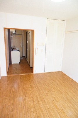 Living and room. With storage of Western-style 6 quires