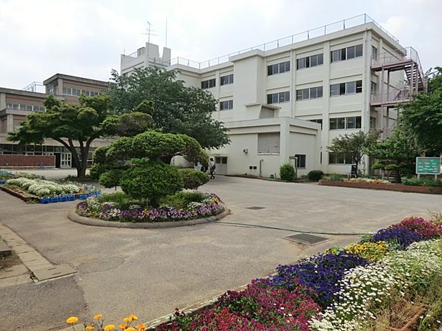 Primary school. Matsudo Municipal Tokiwadaira 510m until the second elementary school