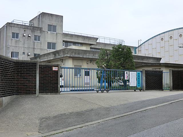 Primary school. 460m to flower elementary school of Matsudo Tatsukai