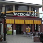 restaurant. McDonald's No. 6 Matsudo store until the (restaurant) 595m