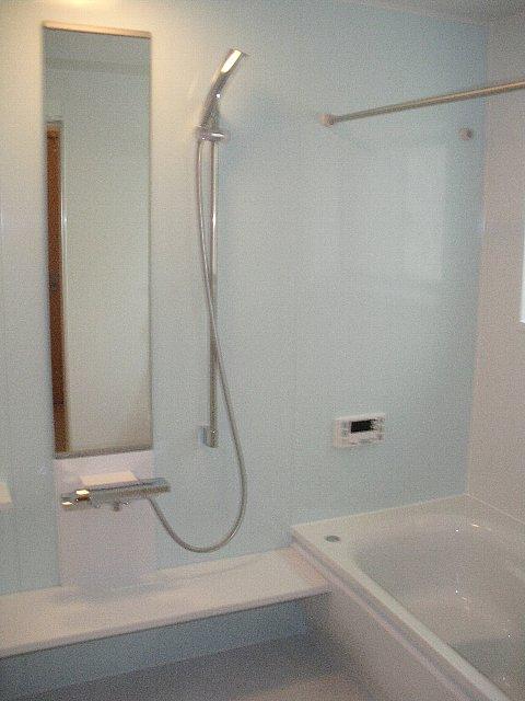 Same specifications photo (bathroom). Yuttari in a wide bath (Example of construction)
