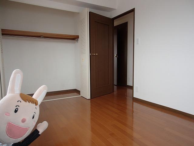 Non-living room. Indoor (October 25, 2013) Shooting