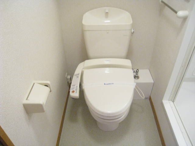 Toilet.  ☆ It comes with warm water cleaning toilet seat! !  ☆