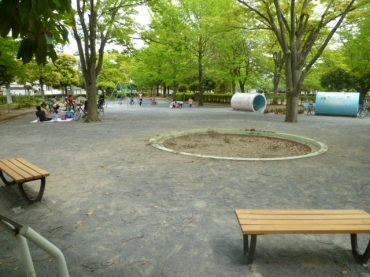 park. Shin-Matsudo 435m to Central Park (park)