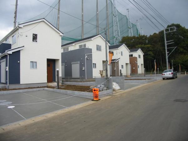 Local photos, including front road