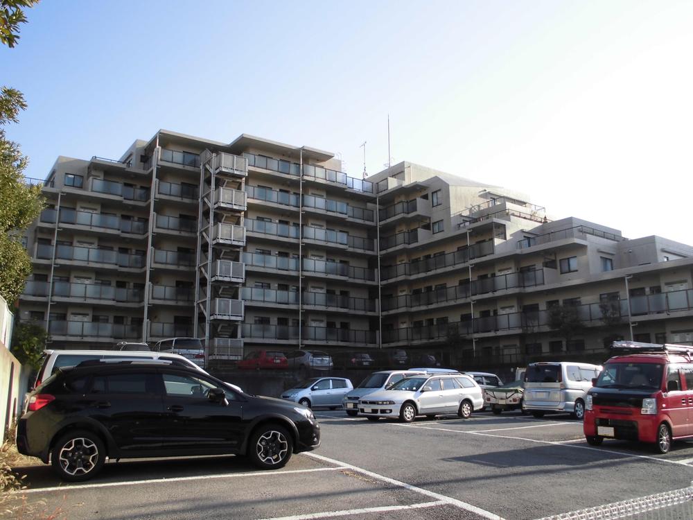 Local appearance photo. Local (11 May 2013) Shooting