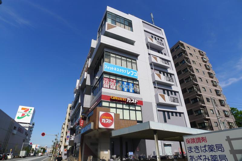 Other. Fitness Club Refco Yabashira store up to (other) 216m