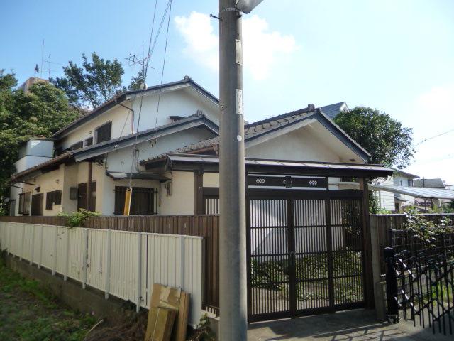 Local photos, including front road