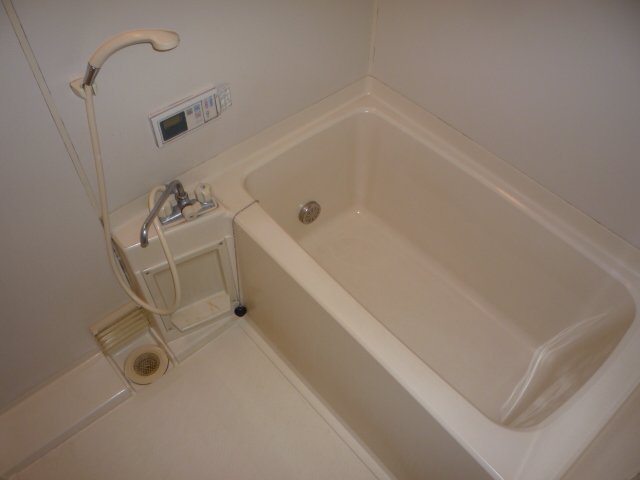 Bath. Popular equipment Add 焚給 hot water bathroom