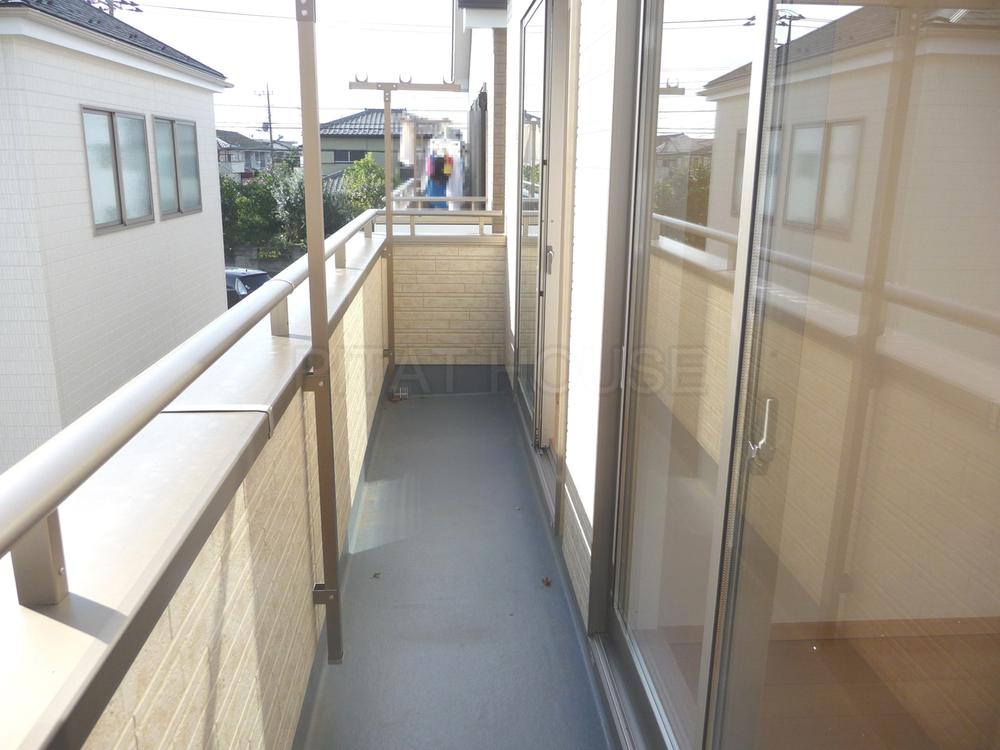 Balcony.  [balcony] For the south-facing, Sunshine will pours plenty of sun.