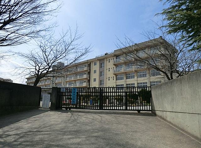 Primary school. 779m to Matsudo Municipal Yokosuka Elementary School