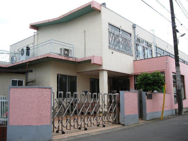 kindergarten ・ Nursery. Iwasaki nursery school (kindergarten ・ 430m to the nursery)