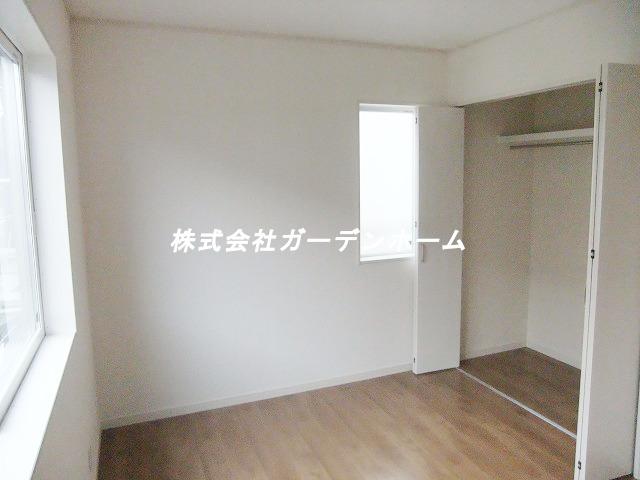 Non-living room. 2013/10