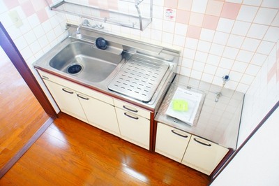 Kitchen. Easy cooking in the two-burner stove installation Allowed