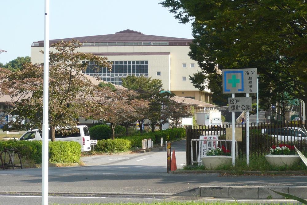 park. 200m is also a variety of sports competitions is a big green park hosted until the Sports Park.