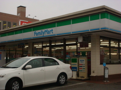 Convenience store. FamilyMart Takahashi Sakuradori store up (convenience store) 482m