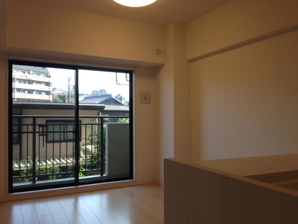 Living. Indoor (11 May 2013) Shooting