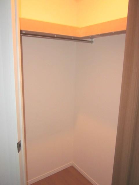 Receipt. Room (August 2013) Shooting