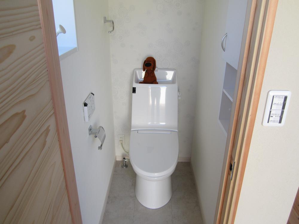 Toilet. Second floor