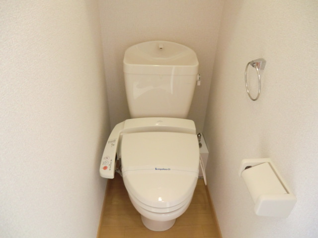 Toilet.  ☆ There are of course warm water washing toilet seat Even toilet ☆