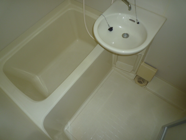 Bath. Hot water supply bathroom washbasin