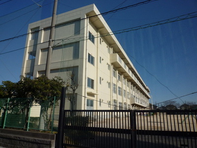 Primary school. Koya 400m up to elementary school (elementary school)