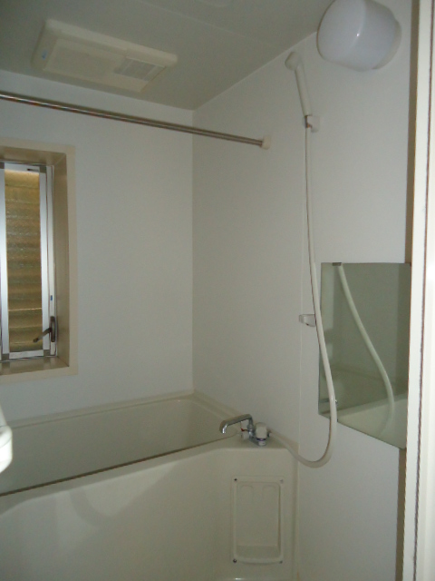 Bath. Ventilation is also easy because there is a bathroom with dryer function window