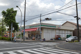 Convenience store. STORE100 Shinmatsudominami store up (convenience store) 456m