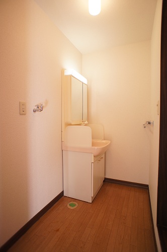 Washroom.  ※ It is a photograph of the same type of room.
