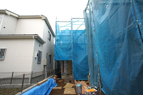 Local appearance photo. 7 Building