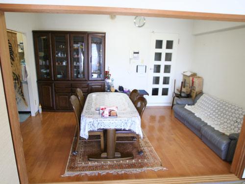 Living. LD about 7.9 tatami