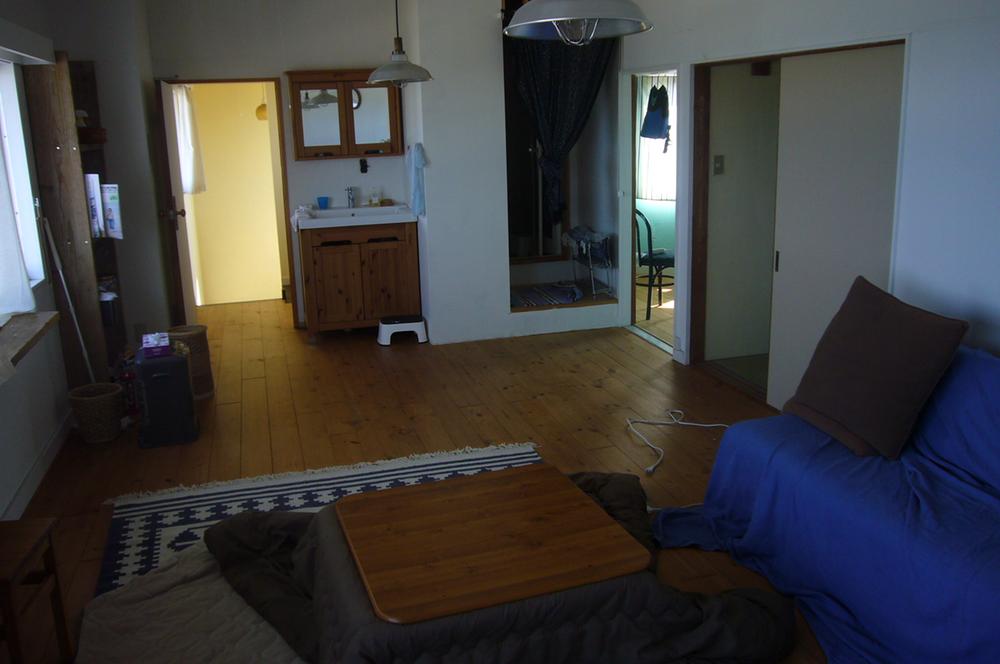 Non-living room. Room (May 2013) Shooting