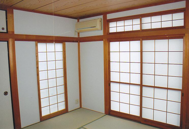 Other introspection. Day good Japanese-style room in a corner room