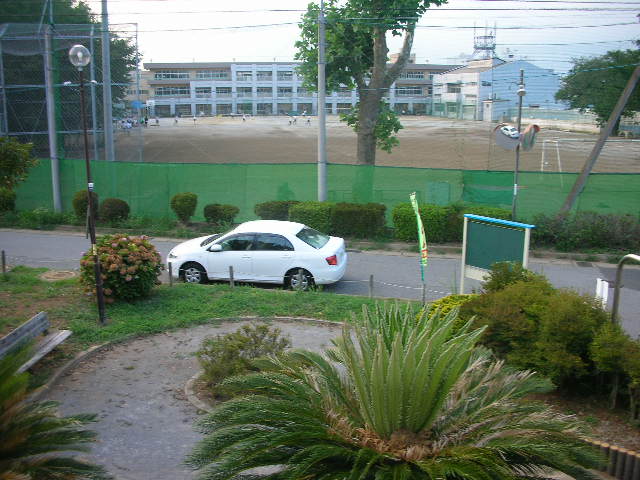 Junior high school. 20m to Nagareyama Municipal north junior high school (junior high school)