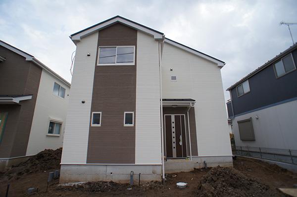 Local appearance photo. Local (12 May 2013) Shooting 1 Building