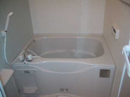 Bath. Reheating function ・ Bathroom dryer with bus.