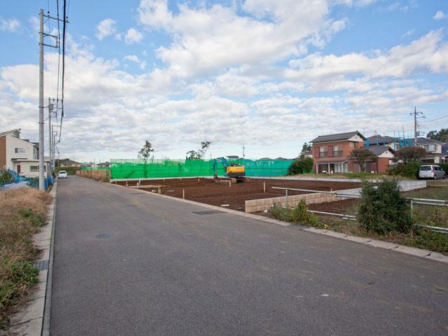 Local photos, including front road