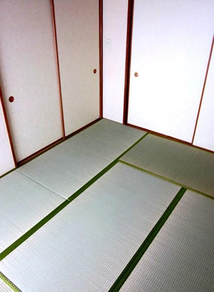 Non-living room. tatami ・ Sliding door ・ Shoji was also re-covering!